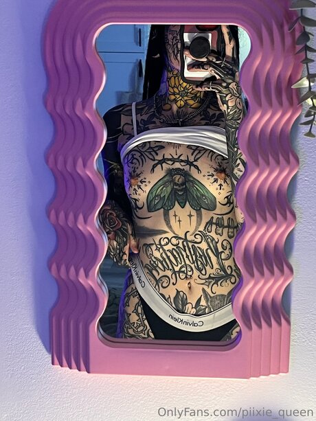 Piixiequeen top model pic