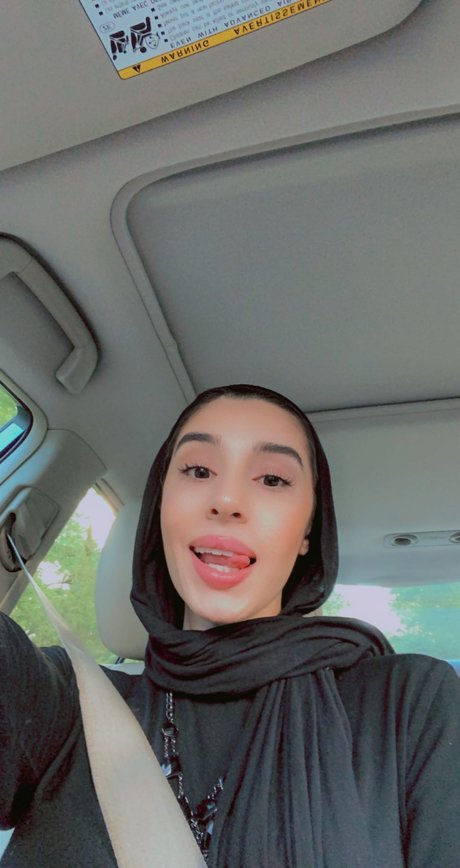 Hala_ model nude pics