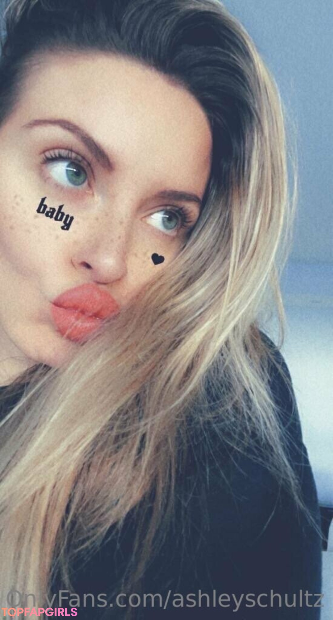 gloves onlyfans free sex image