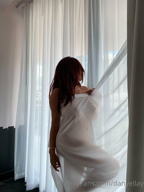 Danielley Ayalaa erotic star image