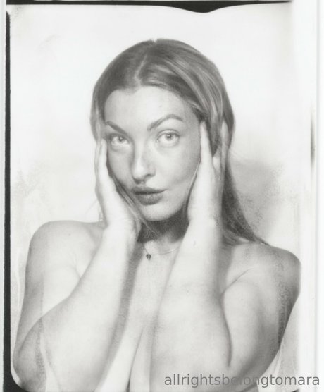 angel maralyn nudes star img