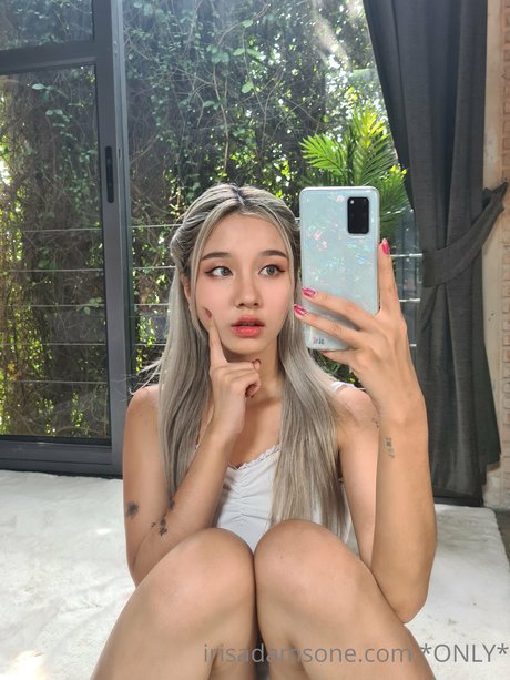 Iris adamsone erotic model archive