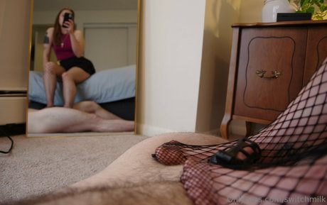 switchmilk nudes actress pic