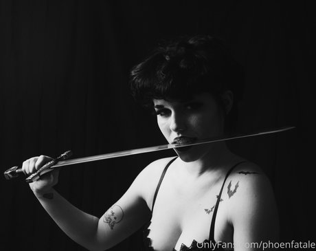 Phoenfatale star porn picture
