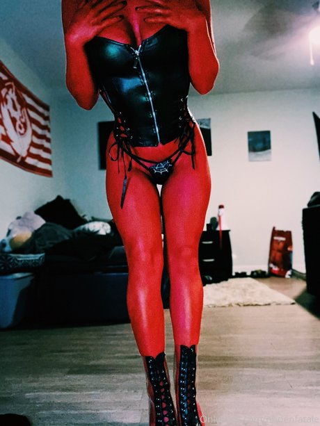 Phoenfatale star pornographic galleries