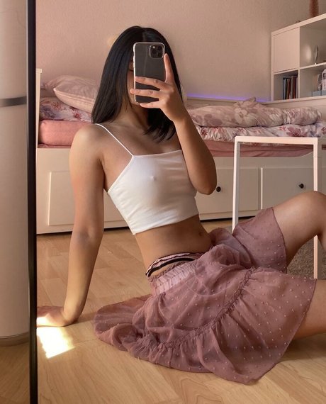 kikipearl erotic actress pic