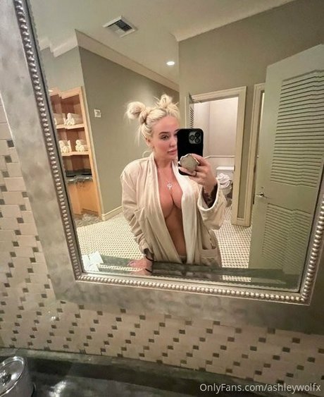 Ashley wolf exclusive model images