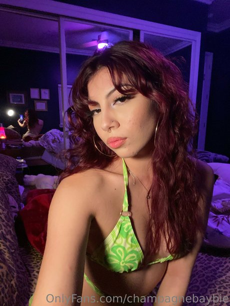 Digital Girl model hot pics