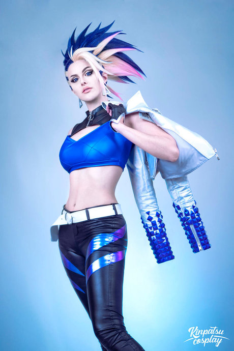 Kinpatsu Cosplay model porn pic