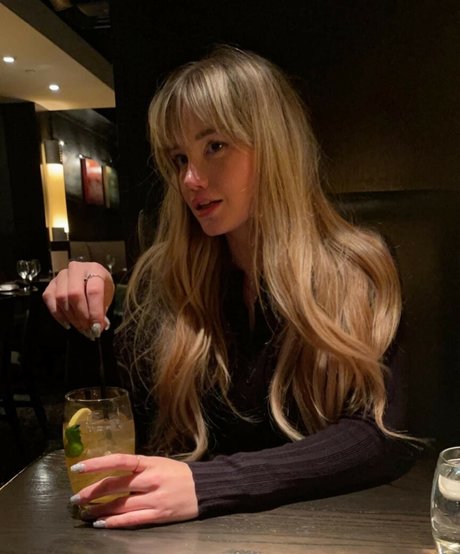 CyberAlina xxx star pics