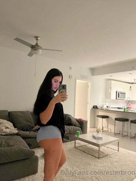 Esterbron pornstar galleries