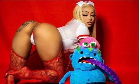 Omgyoash top pornstar archive