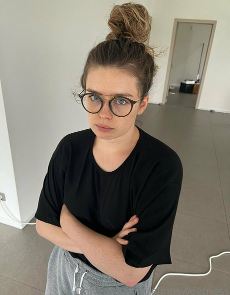 alinasweetness pornstar nice photos