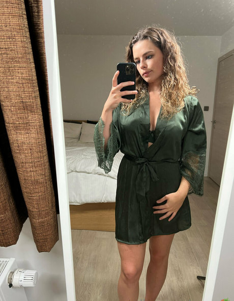 alinasweetness pornstar art picture