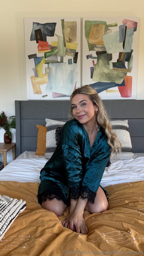 Gabrielle Moses art star picture