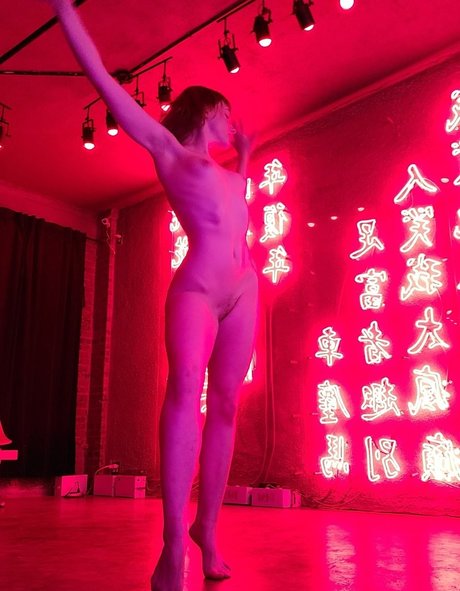 Snugglepunk star best pic