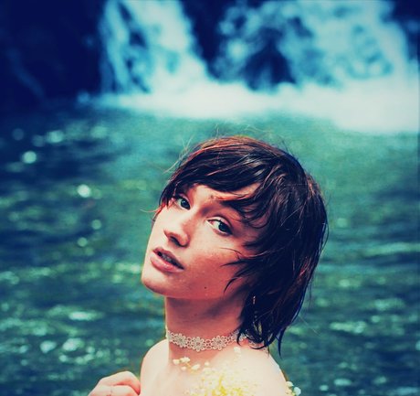 Snugglepunk hot actress img