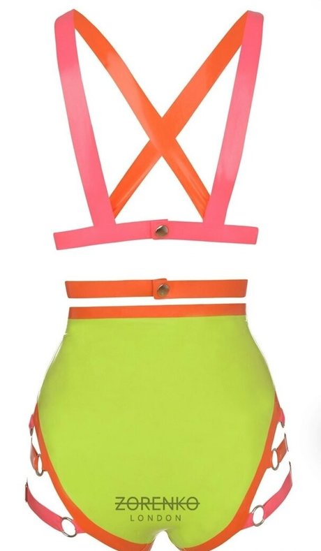 Snugglepunk model sexy pictures