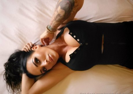 realmandybright pornstar pretty photo