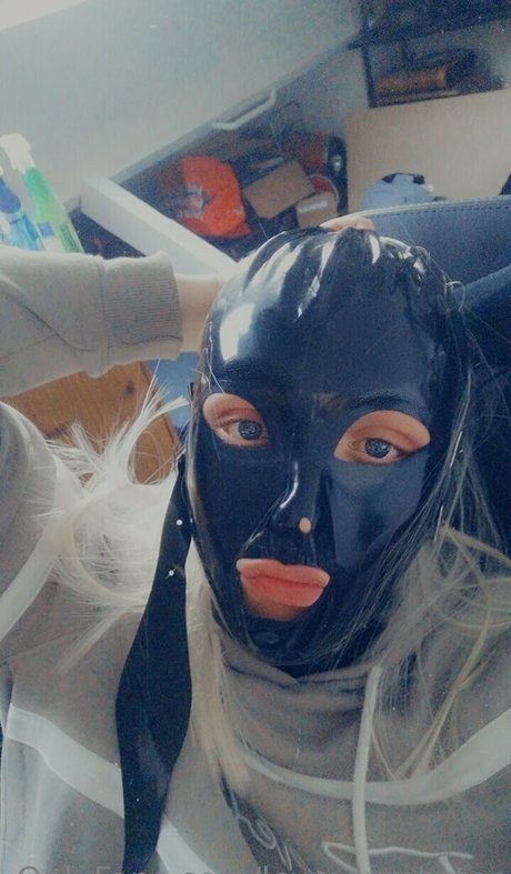 lcumdumbster hot model gallery