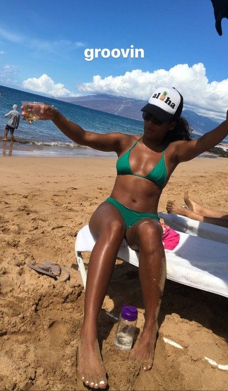 Sydney Park model hot photos