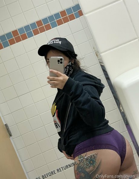 Daisyy x art pornstar pic