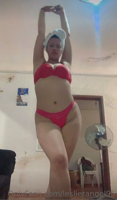 leslierangel95 pornstar hot pics