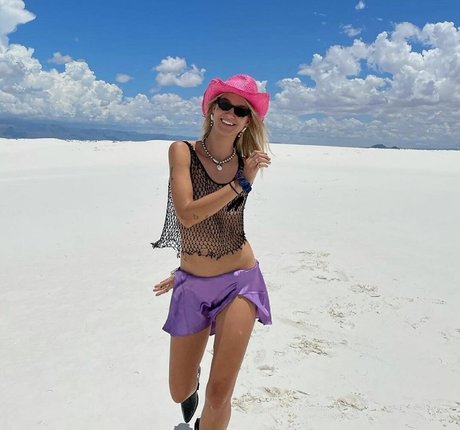 Lola Abbey sex star pictures