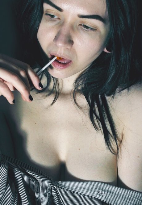 Chloe Ventura beautiful star photo