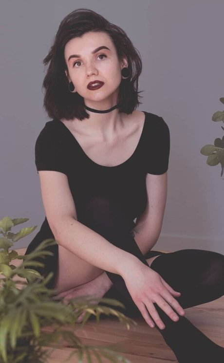 Chloe Ventura pornographic model archive