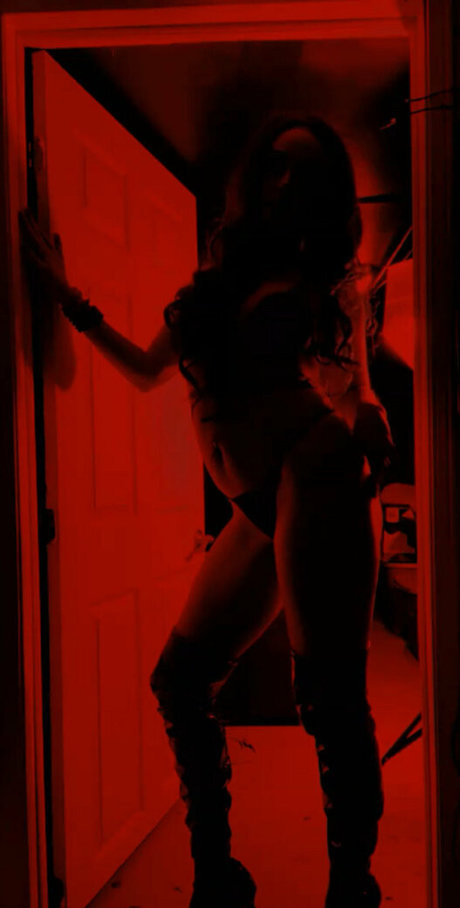 eva rocksttv model art image