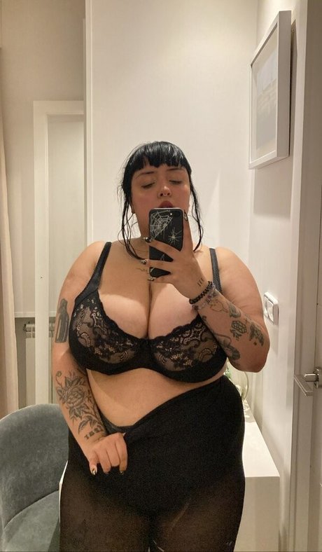 Evilbebita thumbnail