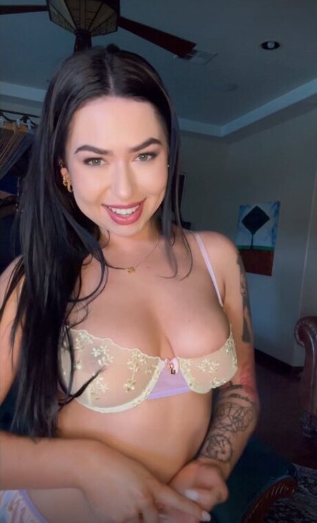 hungry4moore pornstar high quality image