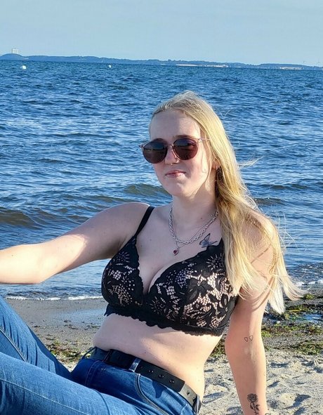 dorfblondie naked pornstar images