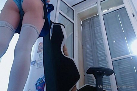 Nuyjr star adult picture