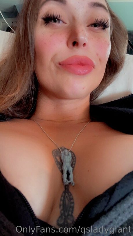 qsladygiant high quality pornstar picture