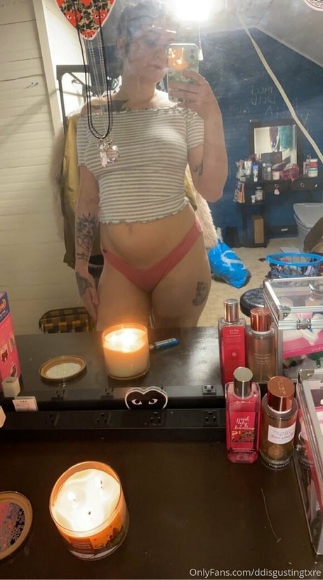 ddisgustingtxre pornographic model gallery