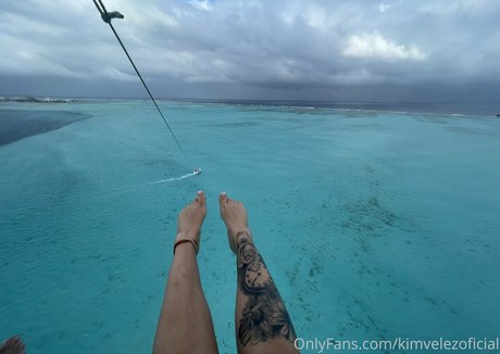 KimVelezOficial star pornographic image