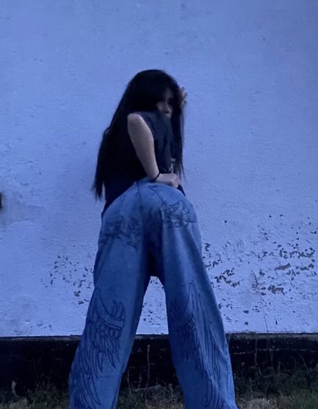 empzthy star nude pic