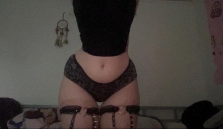 empzthy model hot images