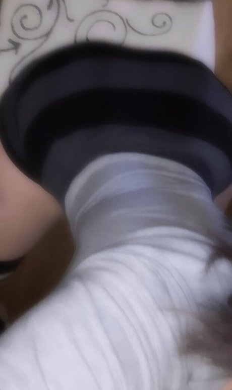 empzthy model sexy pics