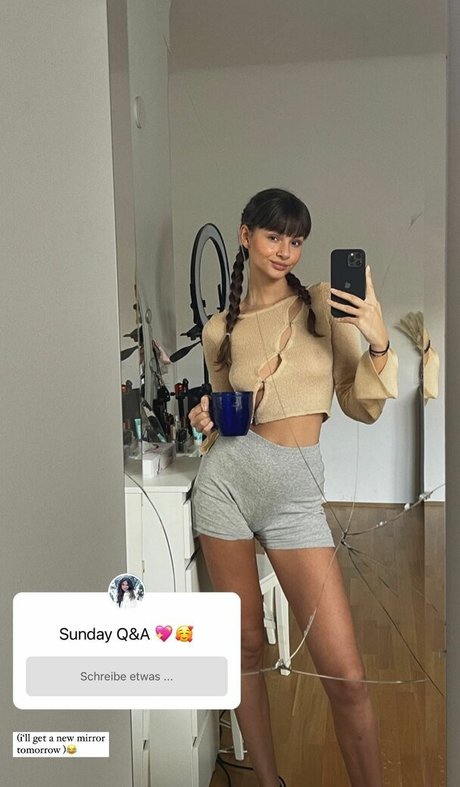 Stillatonik star naked picture