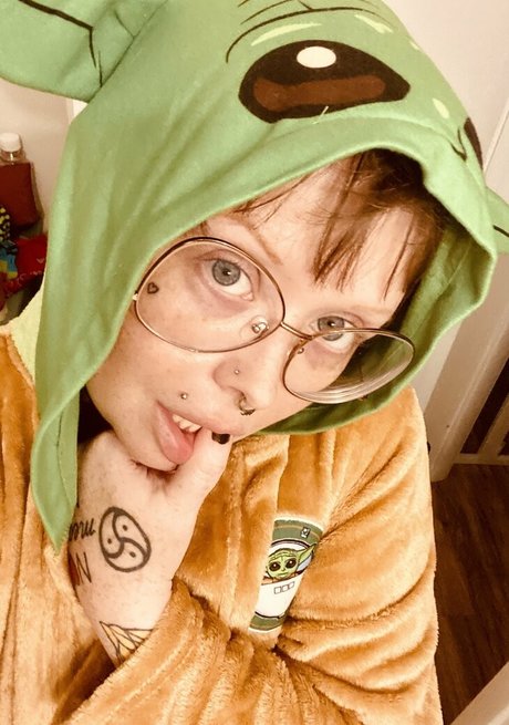 trashpanda4lyfeyo porn model photos