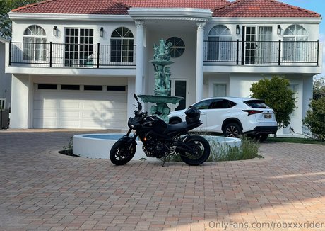 robxxxrider model nude galleries