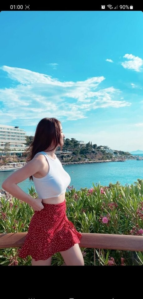 Av3lline erotic actress pic