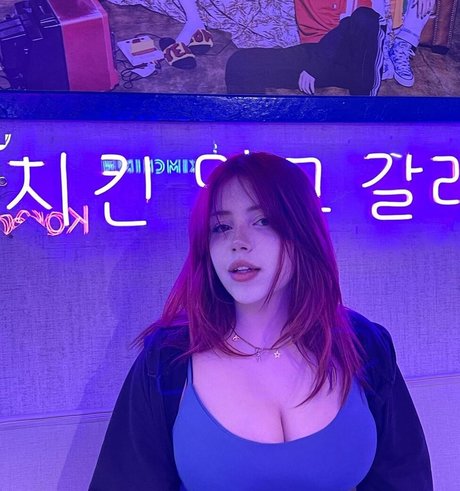 Melekwhoo sex star images