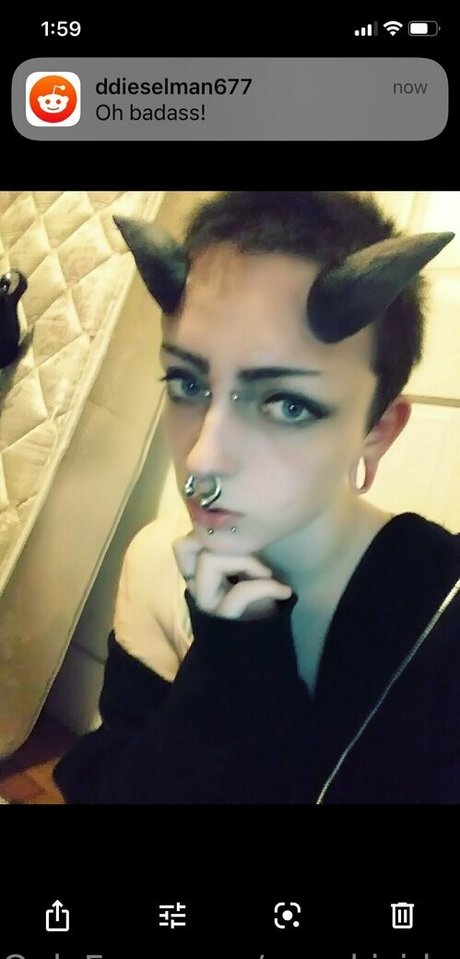 spookisideshow model free pics