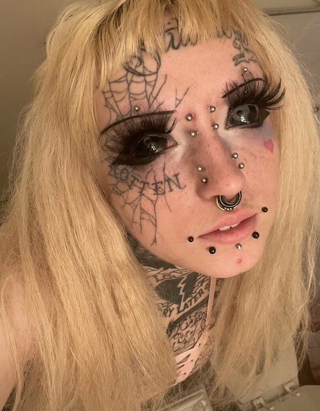 spookisideshow pretty star photos