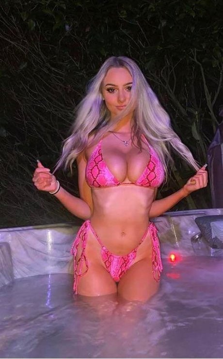 Mimi malthouse hot model images