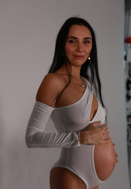 yladoyla perfect actress archive